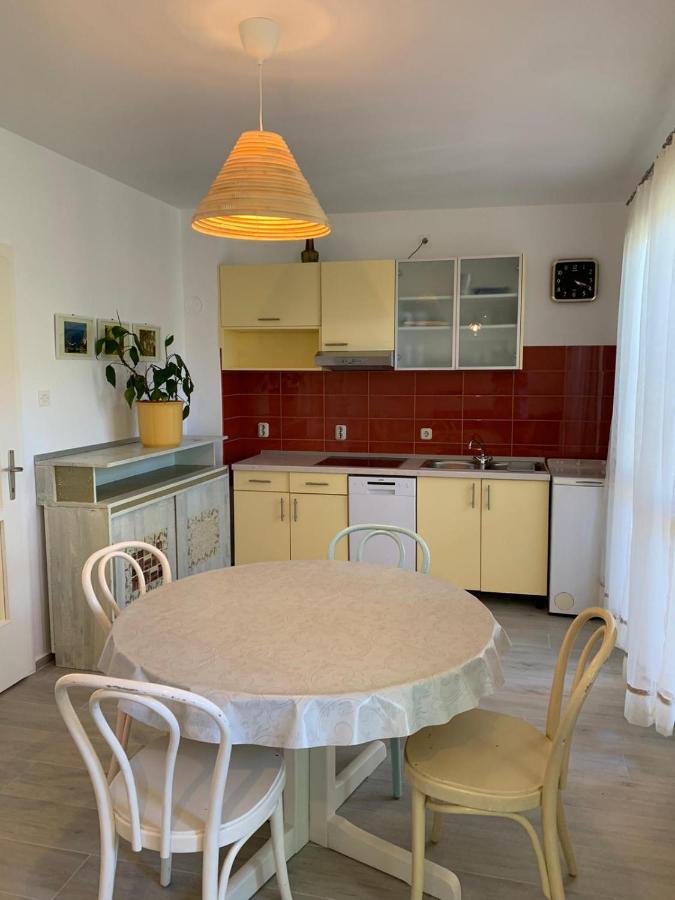 Apartmani "Miso" Podgora Esterno foto