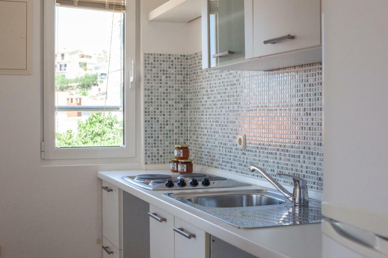 Apartmani "Miso" Podgora Esterno foto
