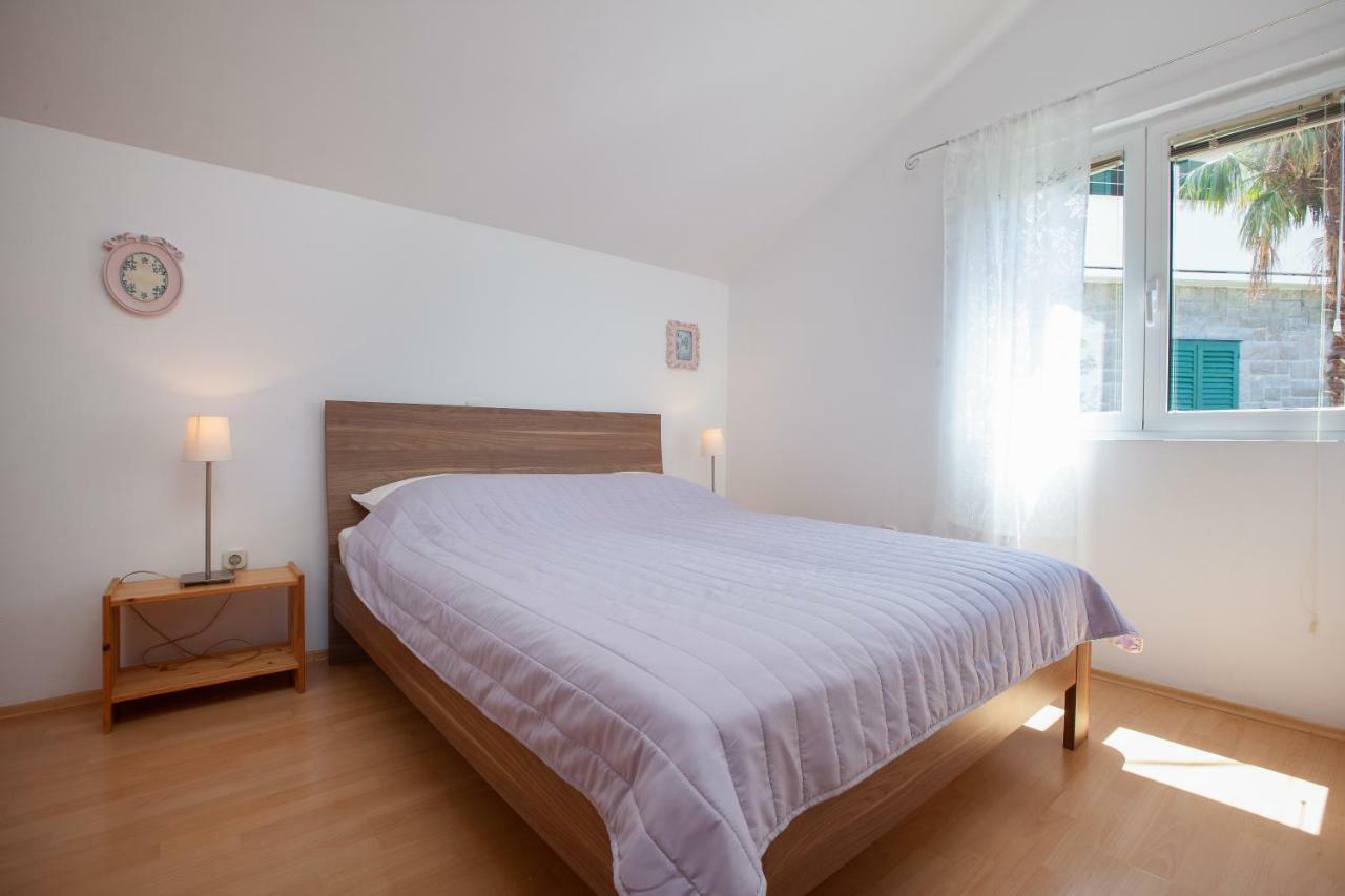 Apartmani "Miso" Podgora Esterno foto
