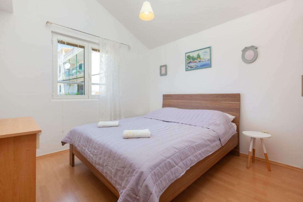 Apartmani "Miso" Podgora Esterno foto